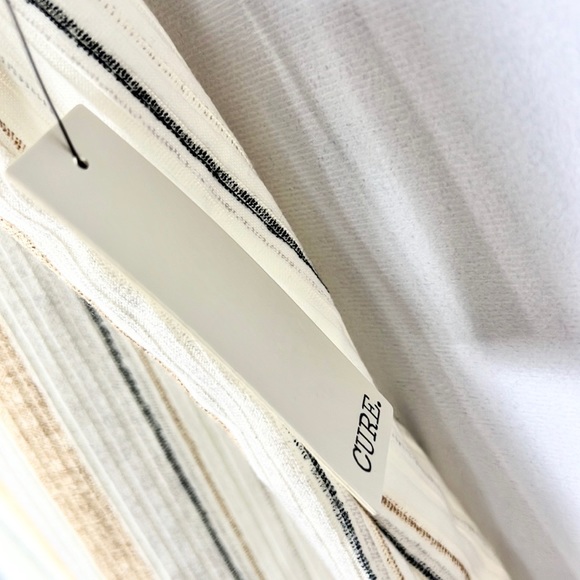 CURE |🍨Cream Beige Striped Buttons Trim Tied-Front Textured Buttons Trim Blouse - Picture 7 of 9